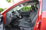 Mazda3 Axela昂克赛拉两厢前排空间