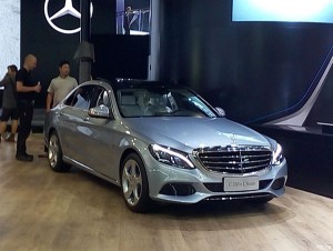 2015广州车展探馆：北京奔驰C 350 e L