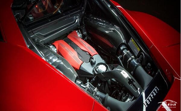 法拉利V8涡轮增压引擎获年度引擎大奖