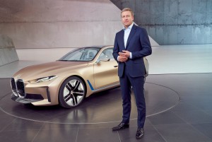 纯电动BMW i4概念车