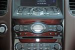 英菲尼迪QX50中控台音响控制键图片